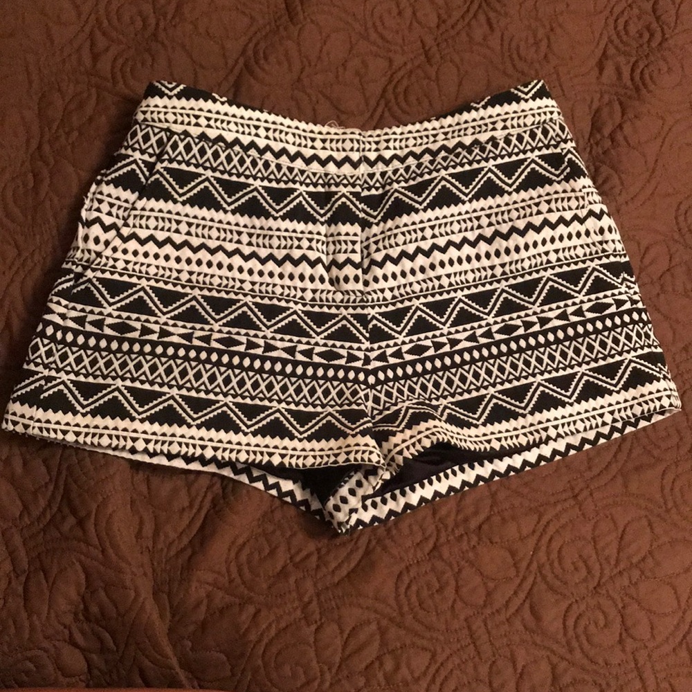 Patterned mini shorts
